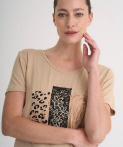 R-2921 REMERA MODAL ESTAMPADA ELEGANT CON TACHAS
