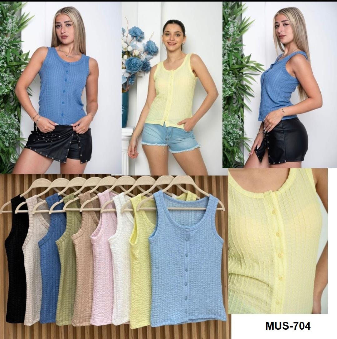 MUS-704 MUSCULOSA HAWAI CON BOTONES
