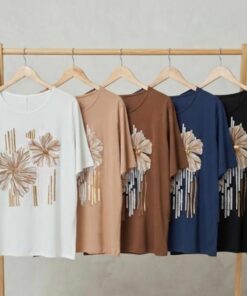 R-3086 REMERA MODAL VISCOSA FLOR CON DETALLES DE LENTEJUELAS OPACAS - Imagen 2