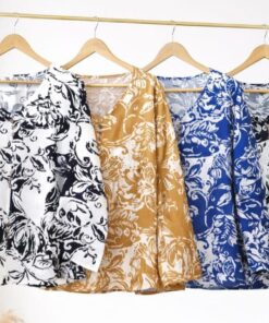 R-3033 BLUSA DE SEDA CON LINO ESTAMPADO CON BOTONES - Imagen 2