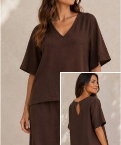 R-3041 BLUSA DE LINO CUELLO V DETALLE ABIERTA ATRAS