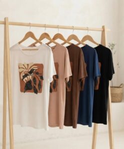 R-3106 REMERA MODAL ESTAMPADA COMBINADA HOJAS CON DETALLE DE TACHAS - Imagen 2